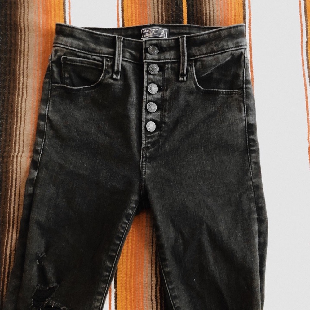 Abercrombie & Fitch distressed black skinny jeans